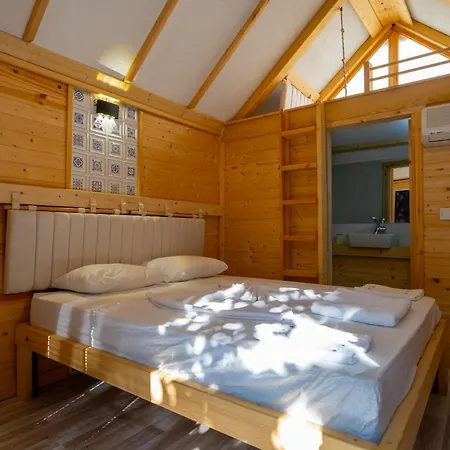 Latibule House Boutique Ayvalı
