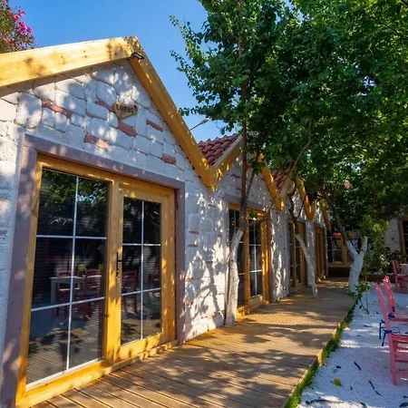홈스테이 Latibule House Boutique Ayvalı